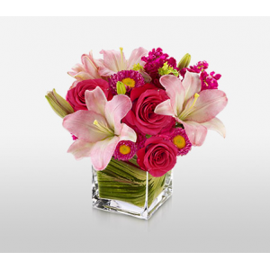 Get $10 off Manhattan Sunrise Complimentary Vase